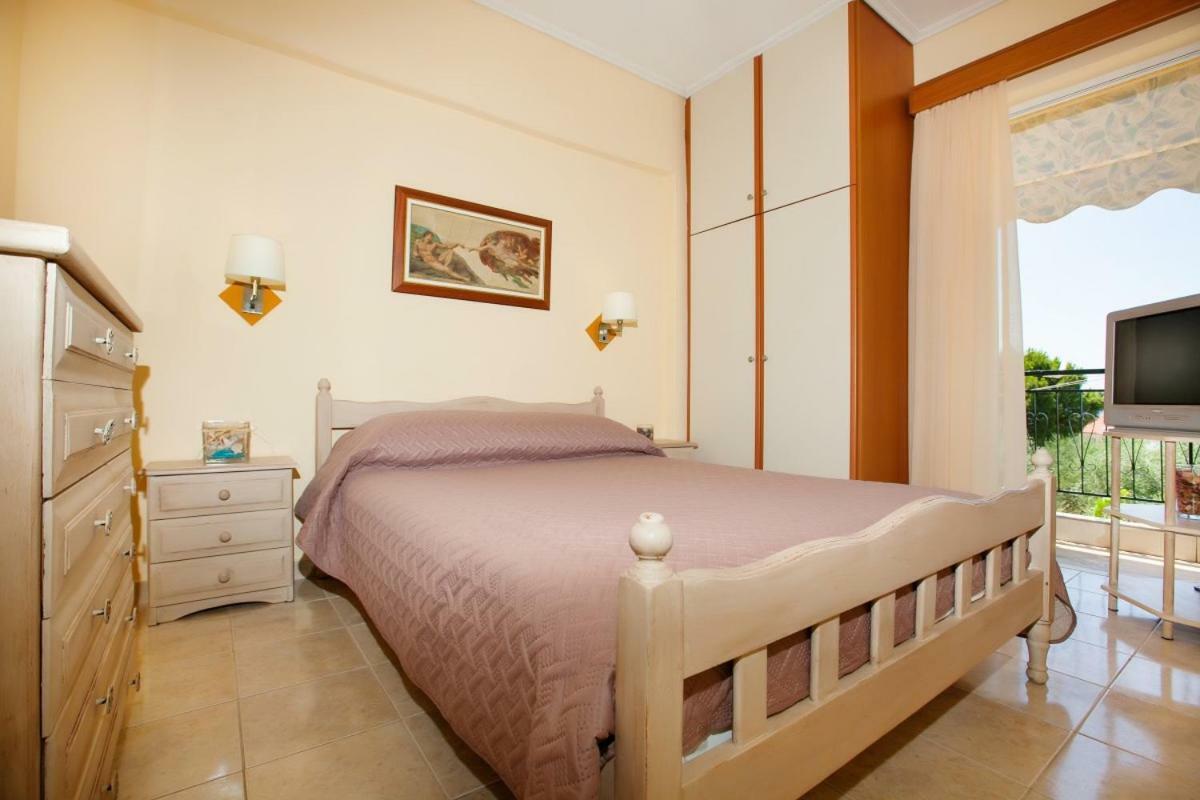 Filothei Apartments Mikrá Mandínia Dış mekan fotoğraf